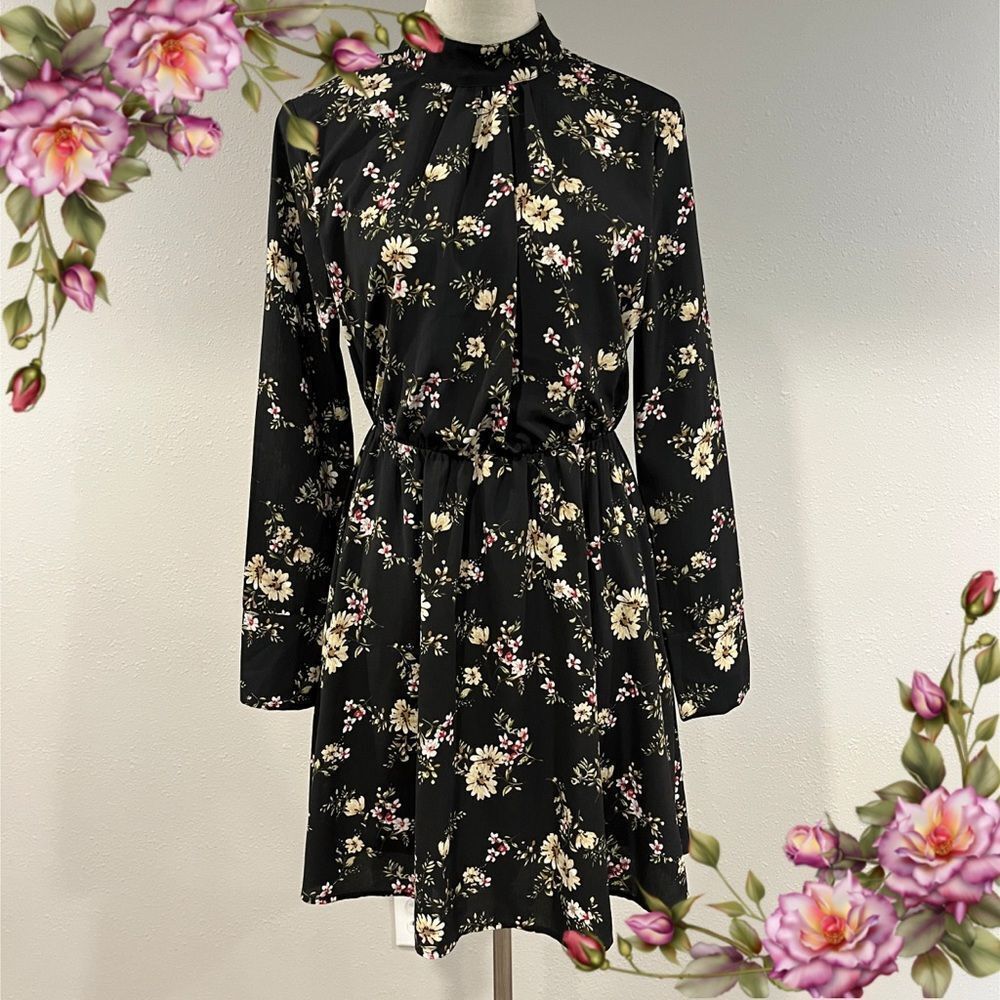 Promesa long sleeve floral mini dress size small‎